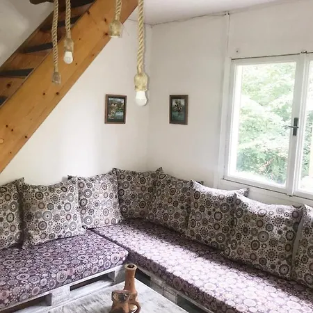 Chaloupka Petra Jaktstuga Rožnov pod Radhoštěm